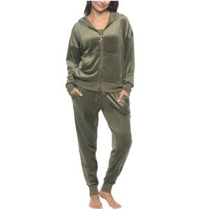 Felina Women’s Velour Track Suit Green Size M Hoodie & Jogger Set NWT